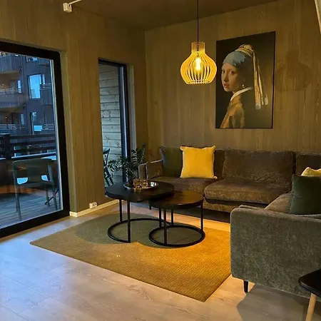 Helgatunlia - 2 * Voss